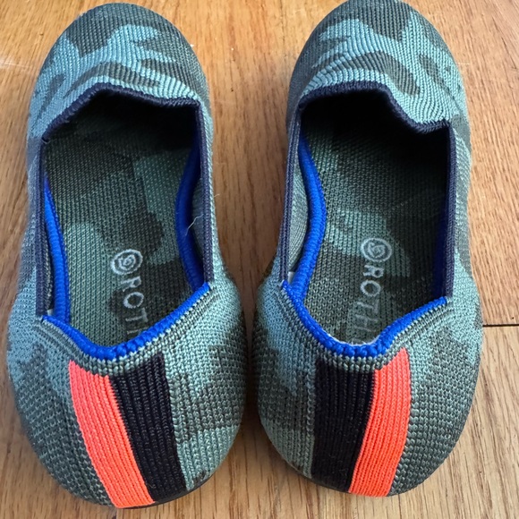 Kids Rothy’s Lot - Size 1 - Picture 2 of 8